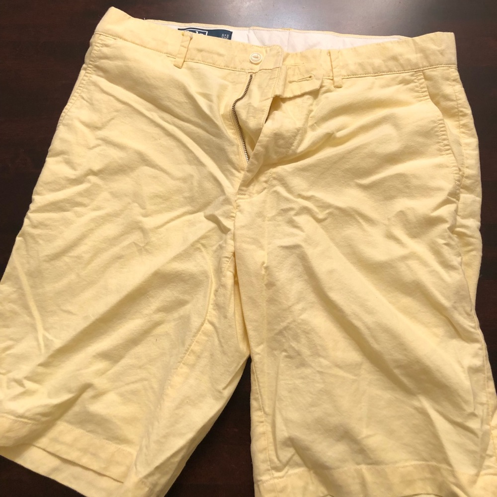 Polo Ralph Lauren Shorts. Yellow.